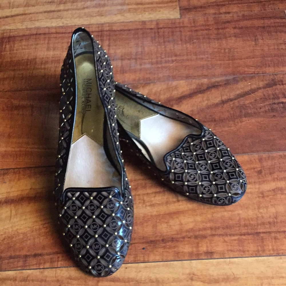 Michael Kor size 8M black / tan
